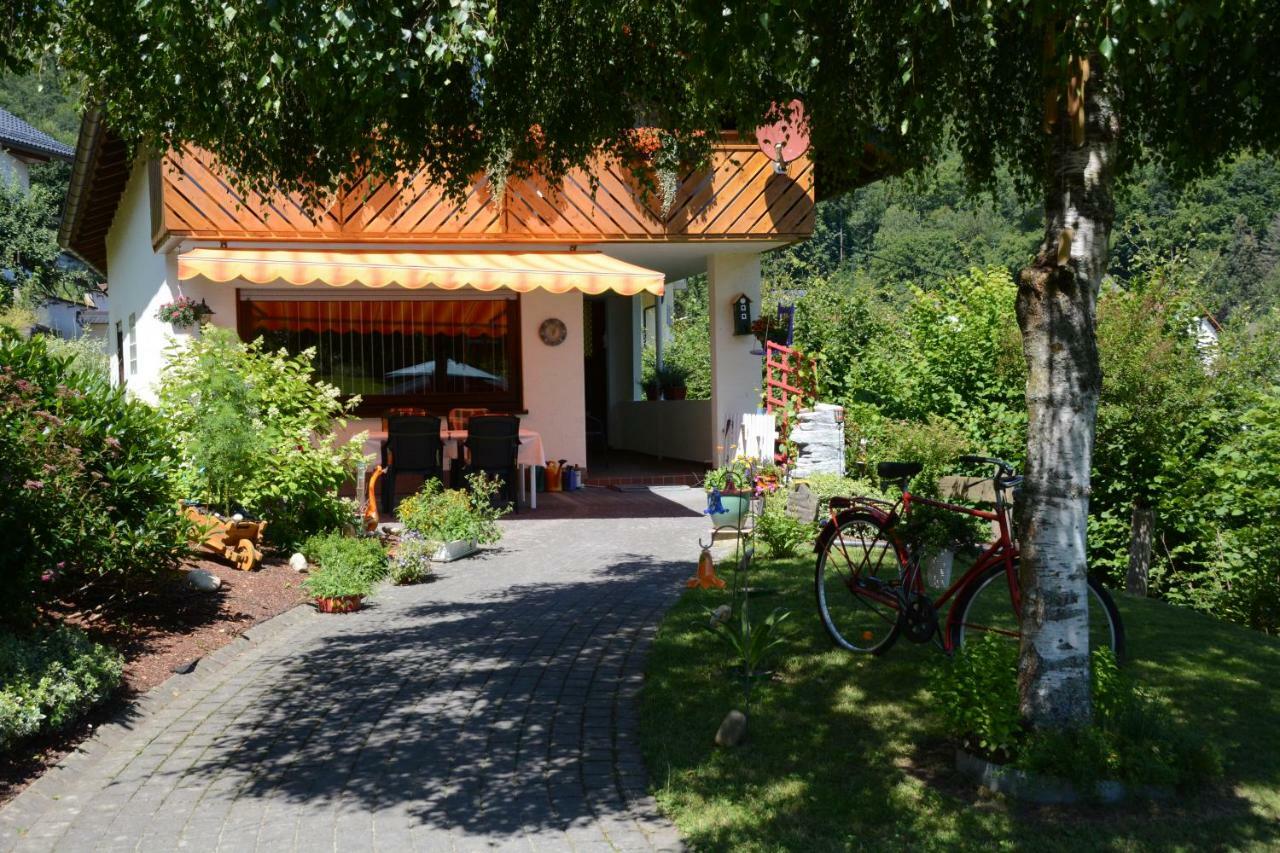 Ferienwohnung Burgblick Bilstein Dış mekan fotoğraf