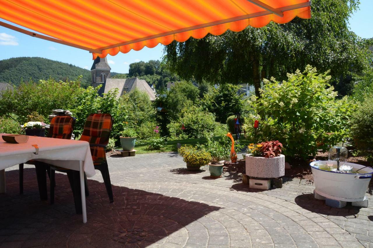 Ferienwohnung Burgblick Bilstein Dış mekan fotoğraf