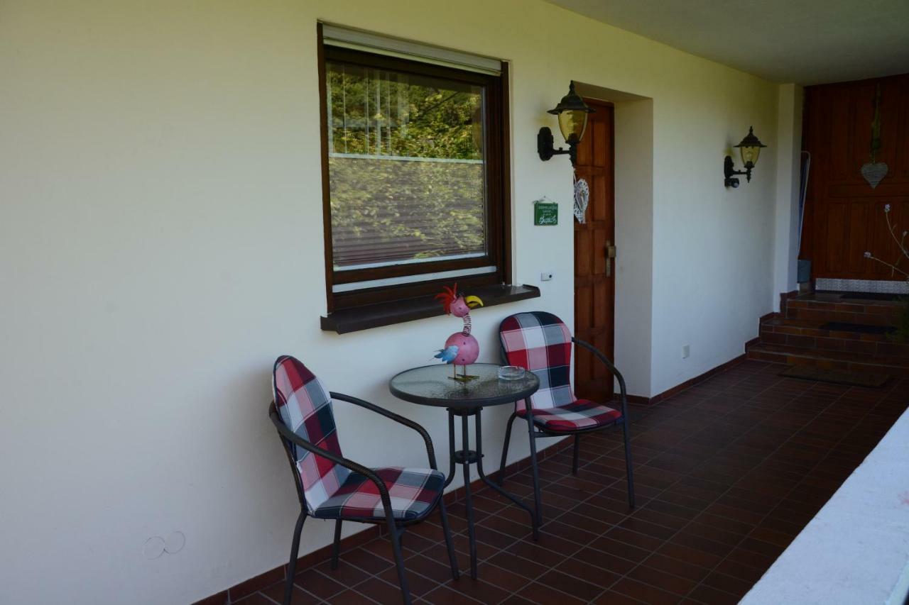 Ferienwohnung Burgblick Bilstein Dış mekan fotoğraf